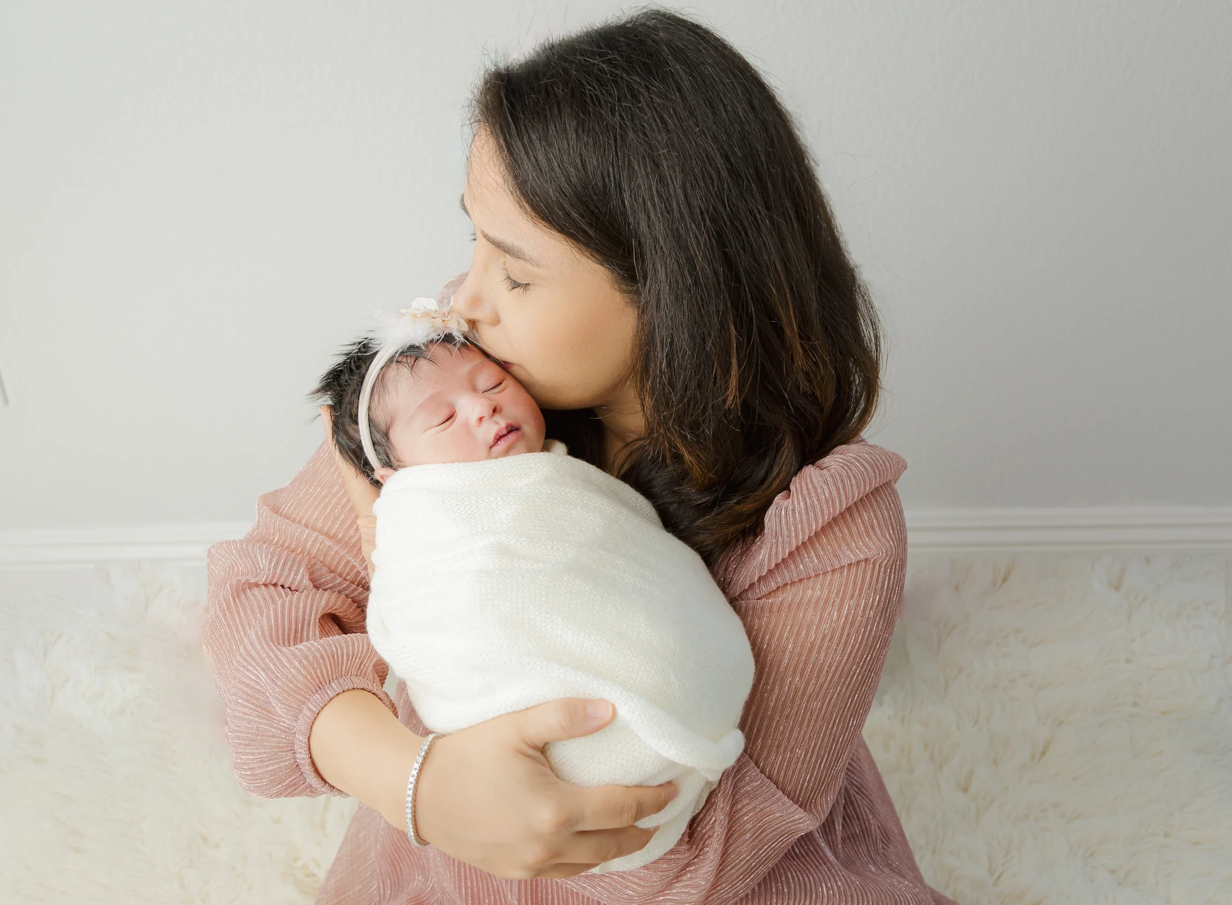 New Borns portrait 22 by Marjan Allameh
