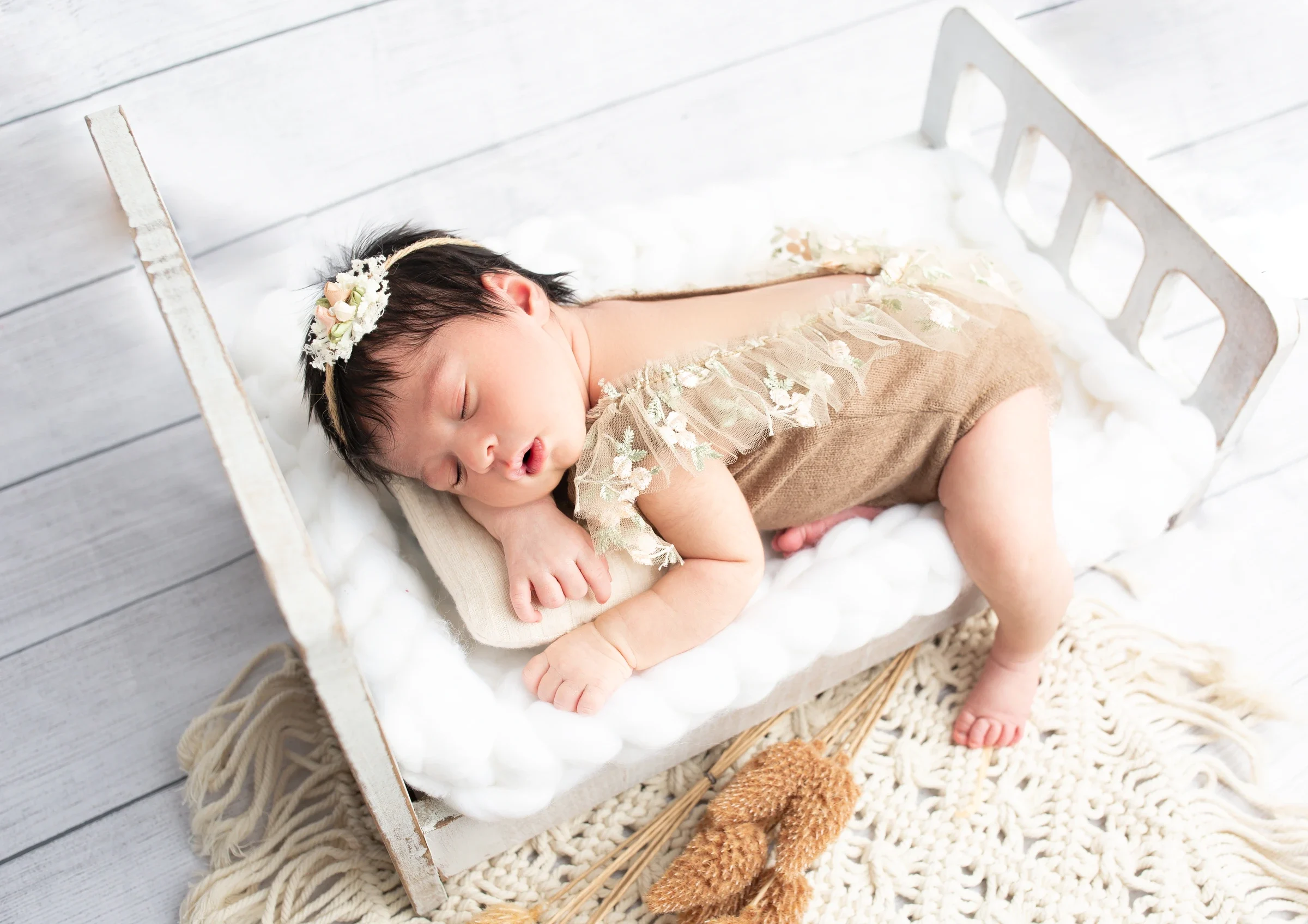 New Borns portrait 11 by Marjan Allameh