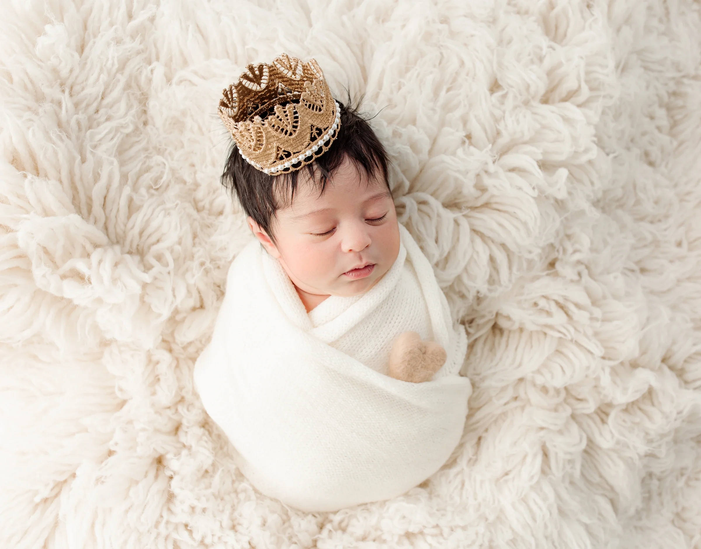 New Borns portrait 19 by Marjan Allameh