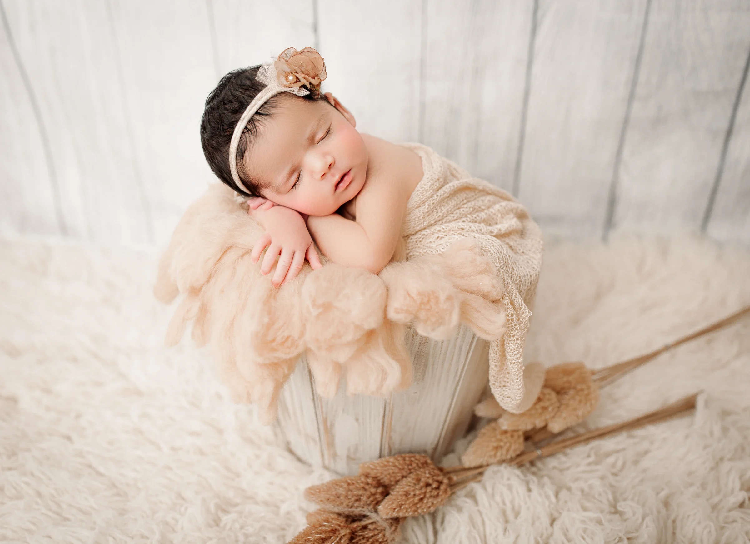 New Borns portrait 5 by Marjan Allameh