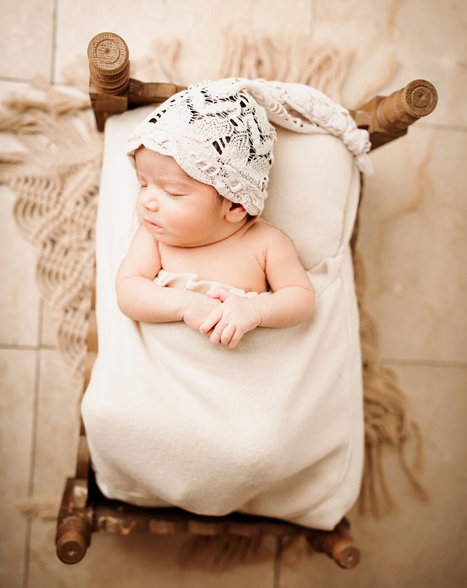 New Borns portrait 3 by Marjan Allameh